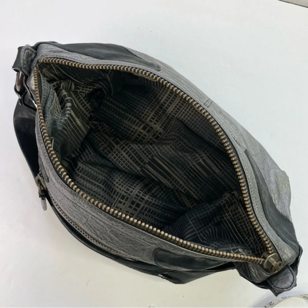 BCBG MAXAZRIA Metallic Silver Pewter Shoulder Bag‎